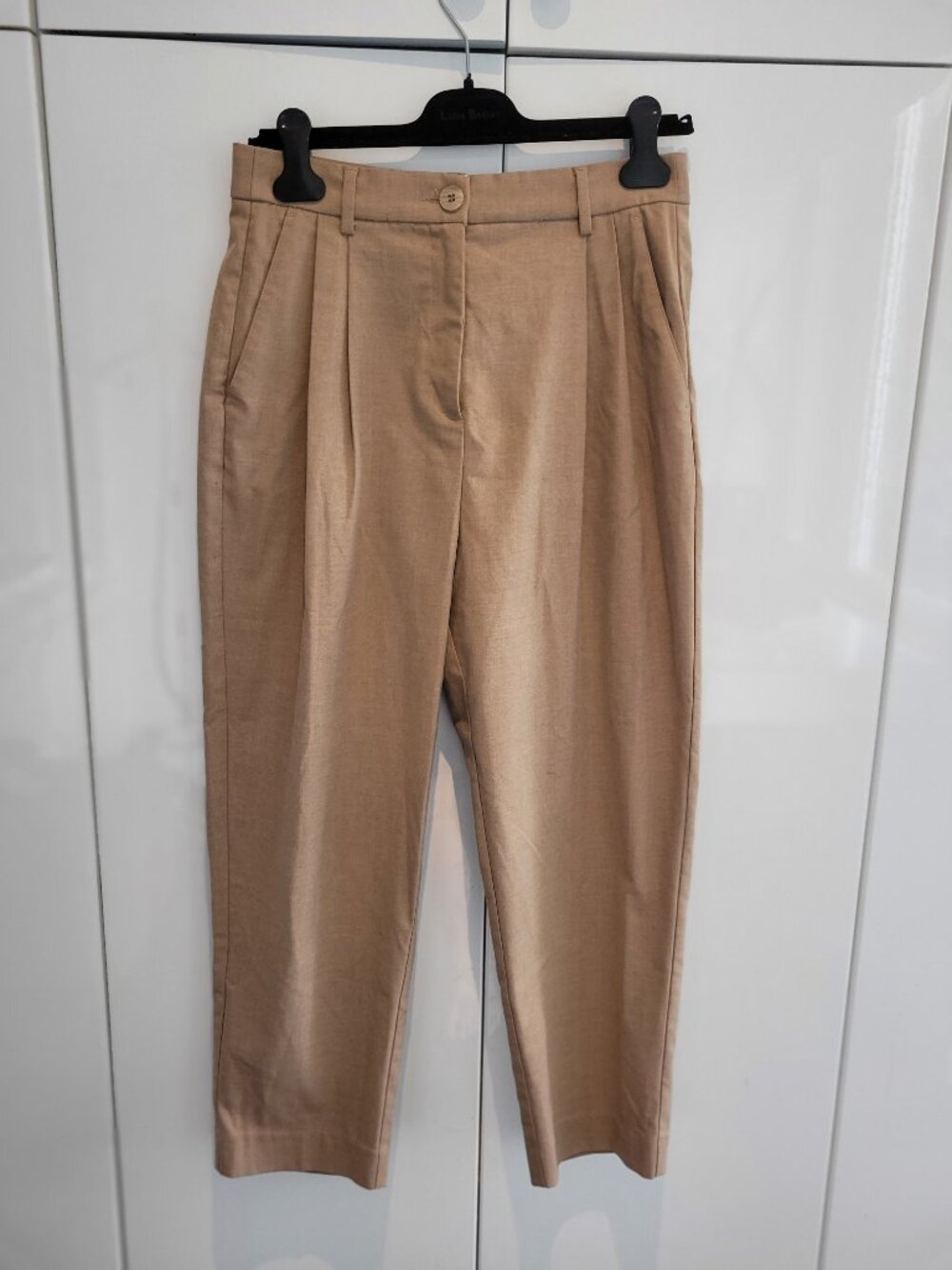 H&M Pleated Dress Pants/Trousers Beige Size 8